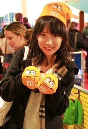 臺(tái)灣正妹教授網(wǎng)絡(luò)曝紅31歲拿1博士4碩士(圖)